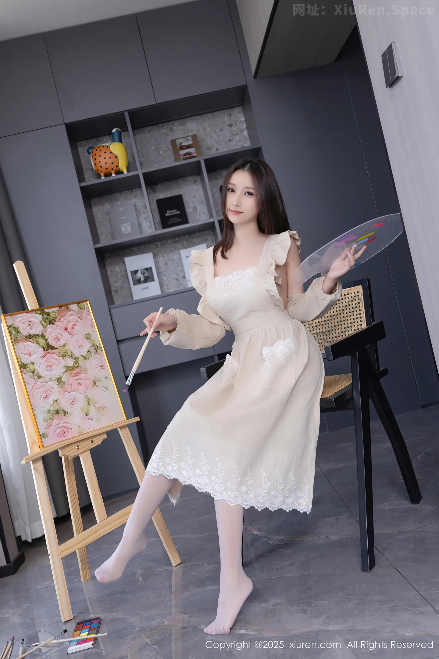 图片[5]-[XiuRen秀人网] VOL.10308 模特杏子Yada画家主题性感白色内衣配白丝袜秀曼妙身姿诱惑写真81P-秀人网官方网站